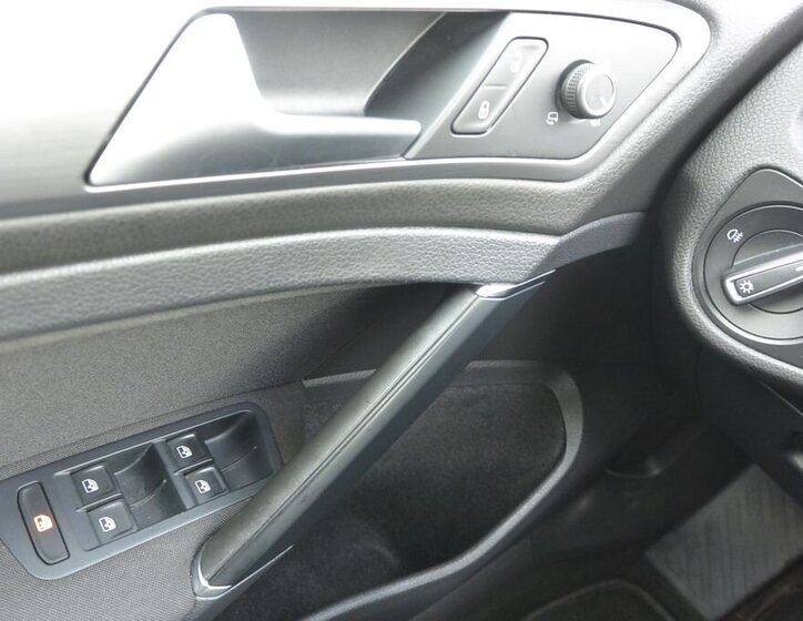 Volkswagen Golf Kombi 2,0 l 110 kw