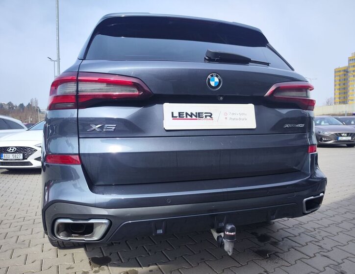 BMW X5 SUV / Terénní 3,0 l 250 kw