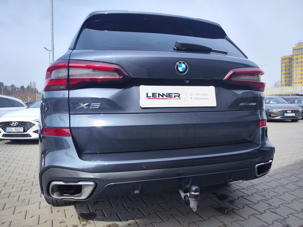 BMW X5 SUV / Terénní 3,0 l 250 kw