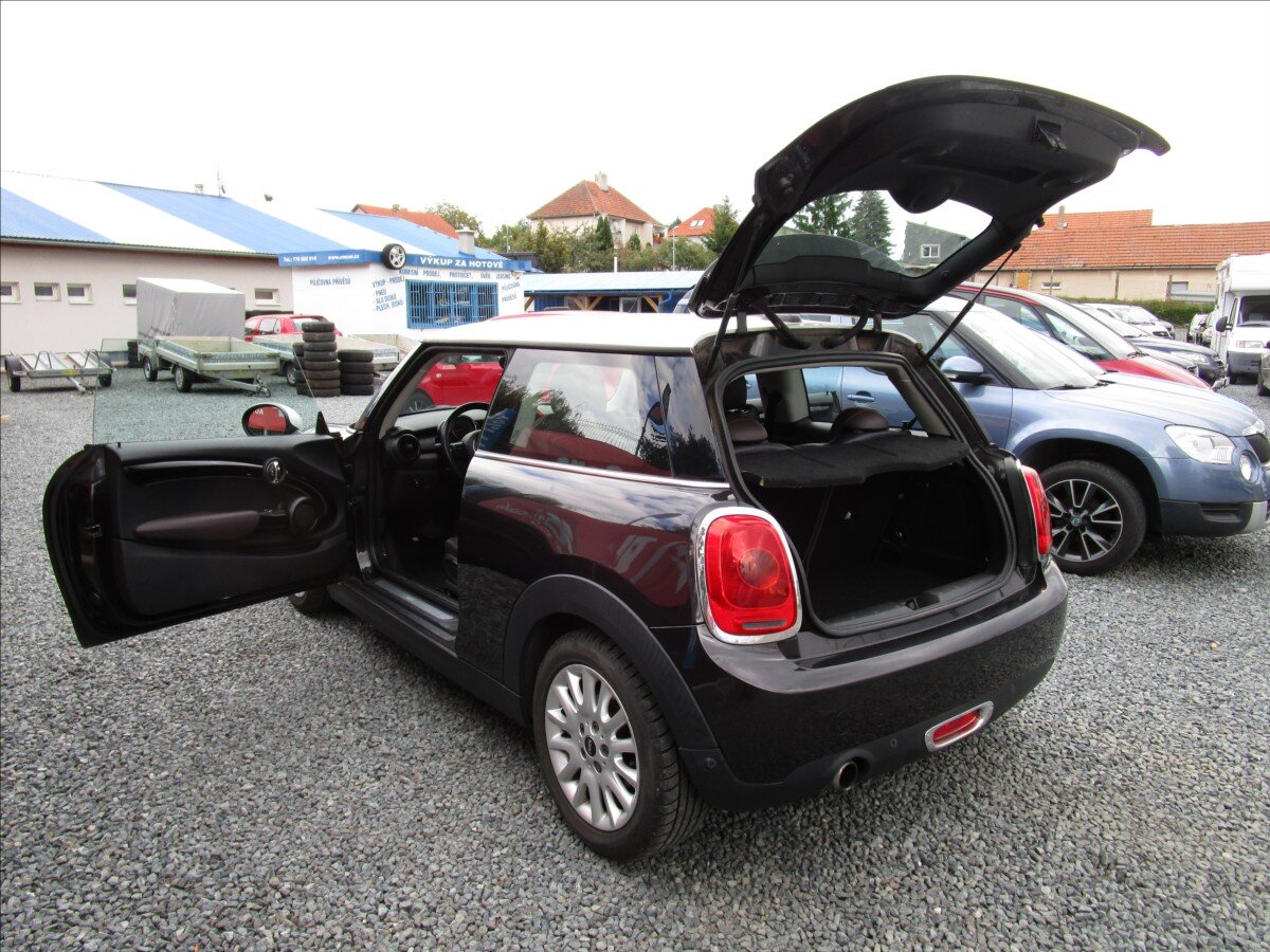 Mini Cooper Hatchback 1,5 l 85 kw