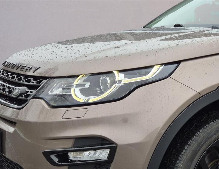 Land Rover Discovery Sport 5
