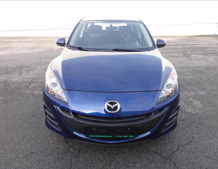 Mazda 3 11