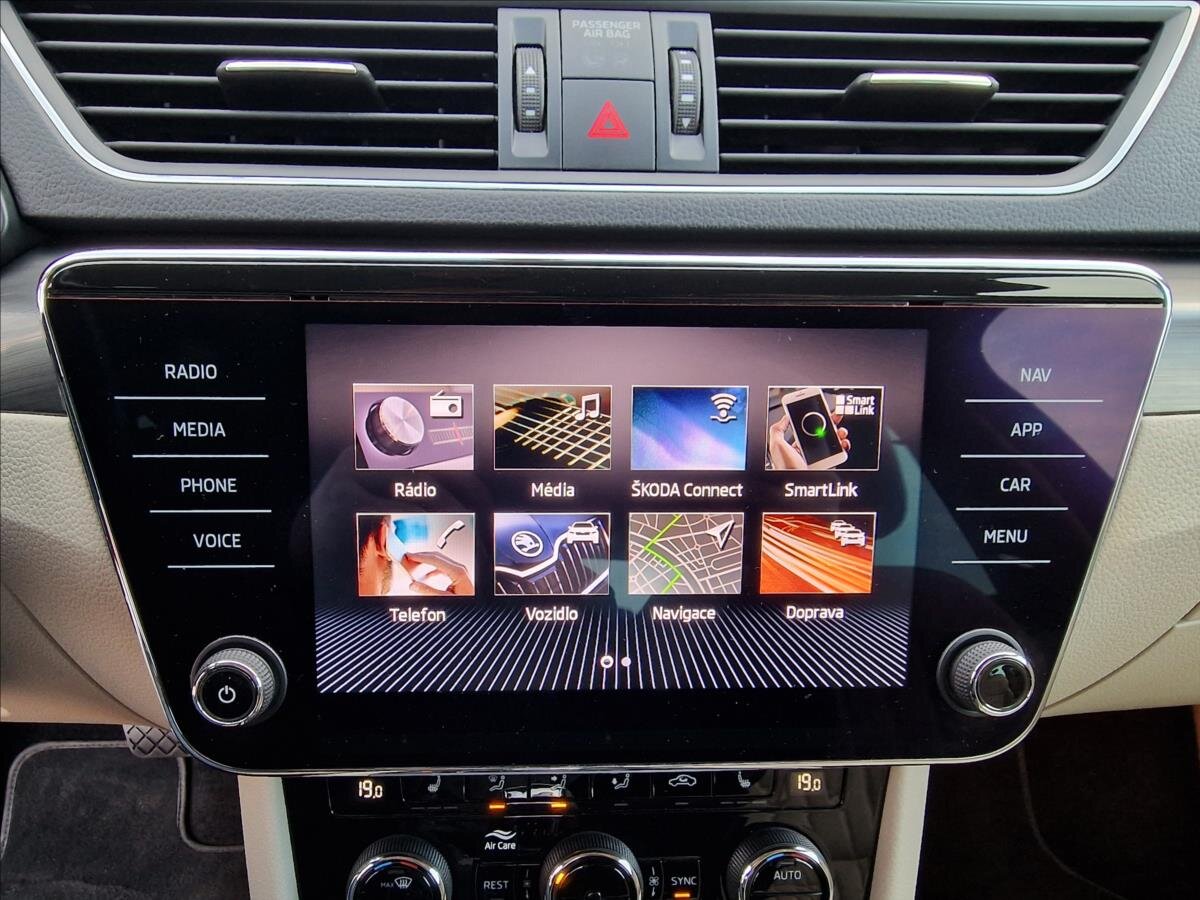 Škoda Superb Liftback 1,5 l 110 kw