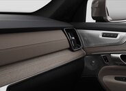 Volvo XC90 SUV / Terénní 2,0 l 184 kw