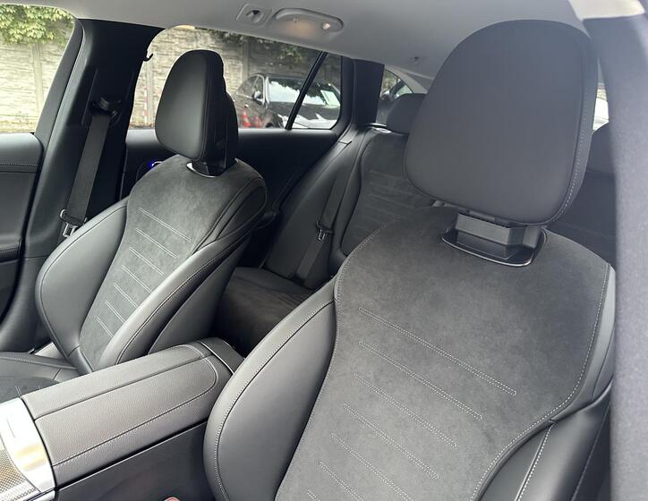 Mercedes-Benz Třídy C 8