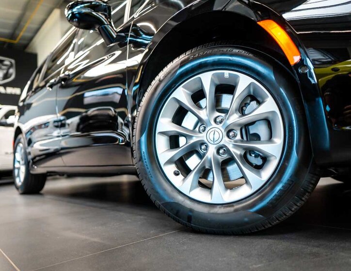 Chrysler Pacifica MPV 3,6 l 221 kw