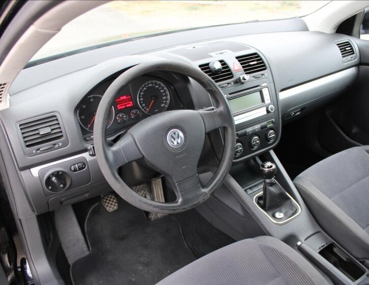 Volkswagen Jetta 10