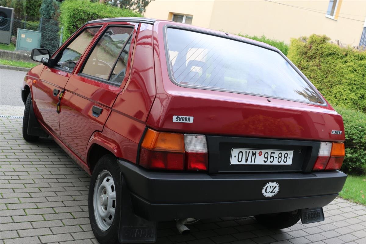 Škoda Favorit Hatchback 1,3 l 46 kw