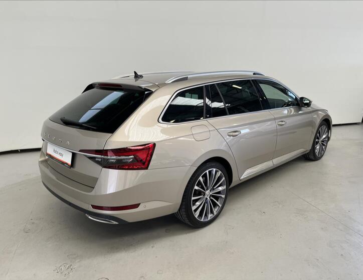 Škoda Superb 2