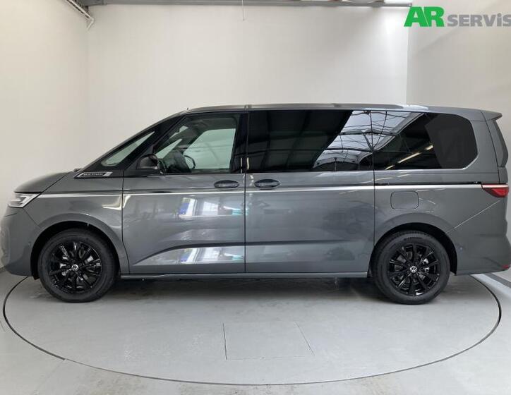 Volkswagen Multivan 2