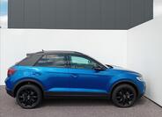 Volkswagen T-Roc 3