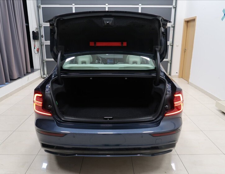 Volvo S60 Sedan / Limuzína 2,0 l 184 kw