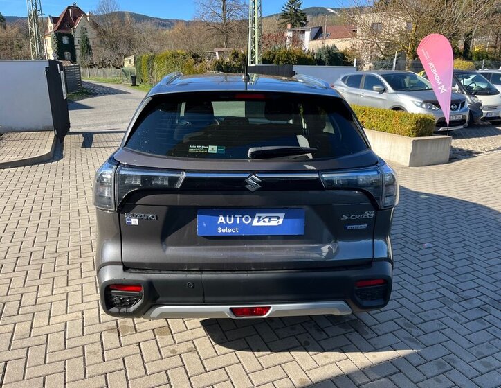 Suzuki S-Cross SUV / Terénní 1,4 l 95 kw