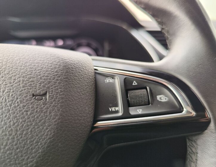 Škoda Superb Sedan / Limuzína 2,0 l 110 kw