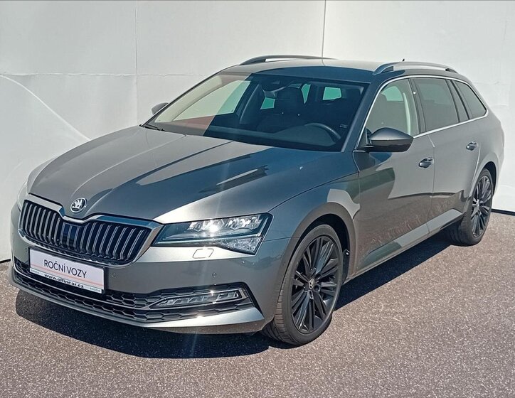Škoda Superb 1