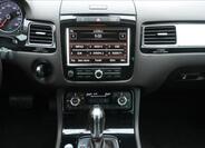 Volkswagen Touareg 7