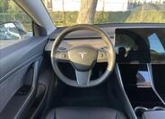 Tesla Model 3 17