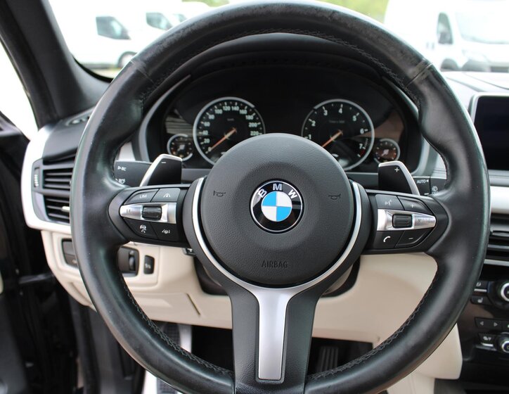 BMW X5 SUV / Terénní 3,0 l 225 kw