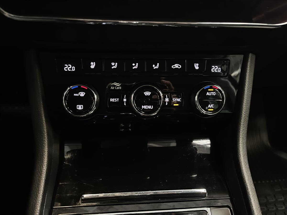 Škoda Superb Liftback 2,0 l 147 kw