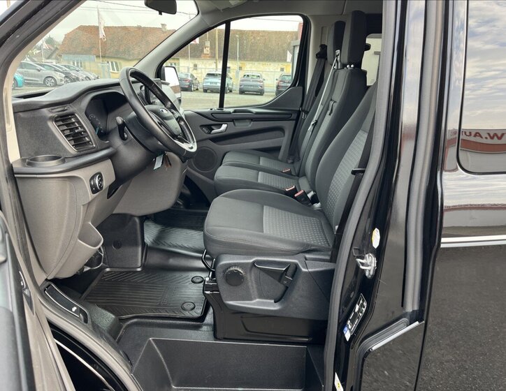Ford Transit Custom 16