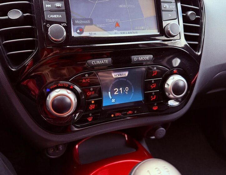 Nissan Juke Hatchback 1,6 l 86 kw