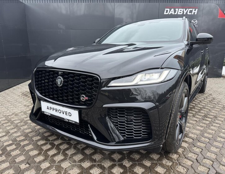 Jaguar F-Pace SUV / Terénní 5,0 l 405 kw