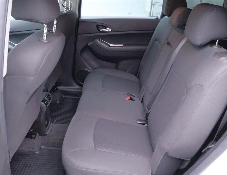 Chevrolet Orlando 15