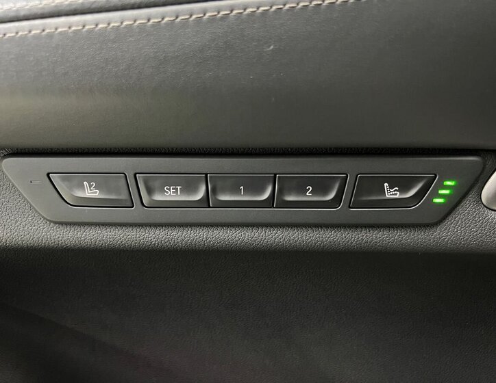 BMW Řada 7 Sedan 3,0 l 294 kw