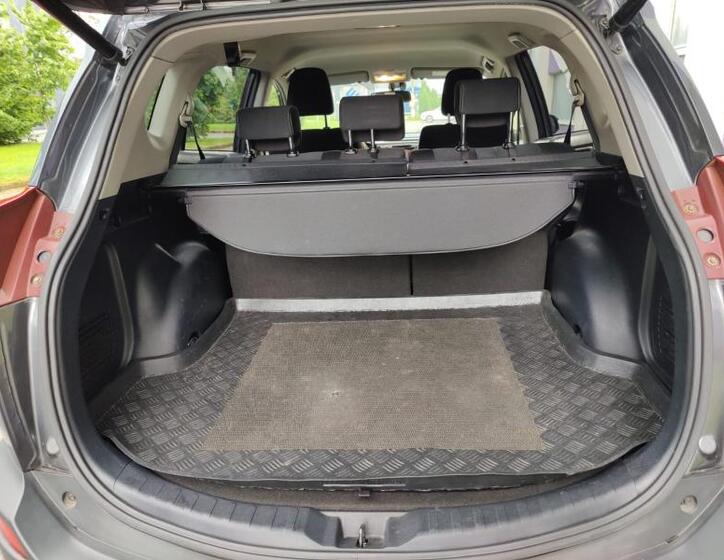 Toyota RAV4 16