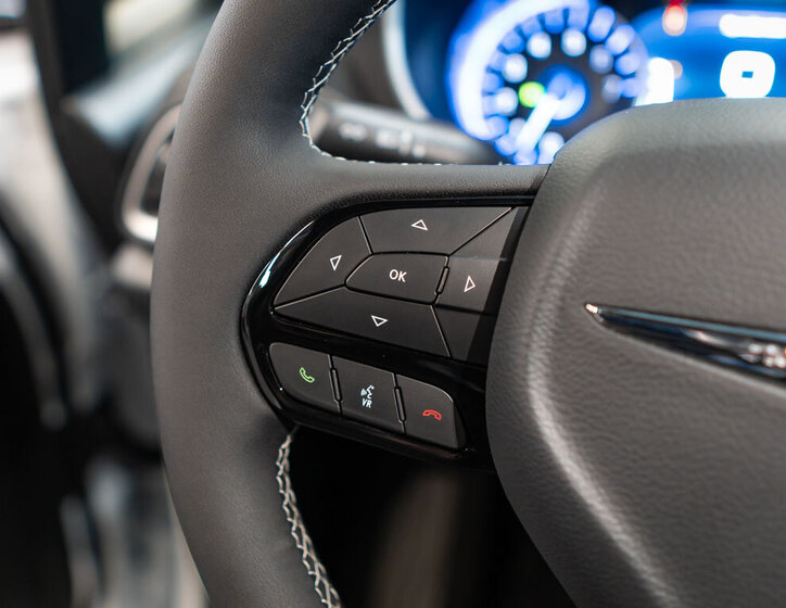 Chrysler Pacifica MPV 3,6 l 221 kw