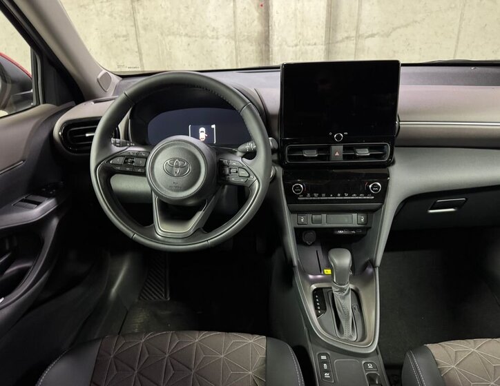 Toyota Yaris Cross SUV 1,5 l 68 kw