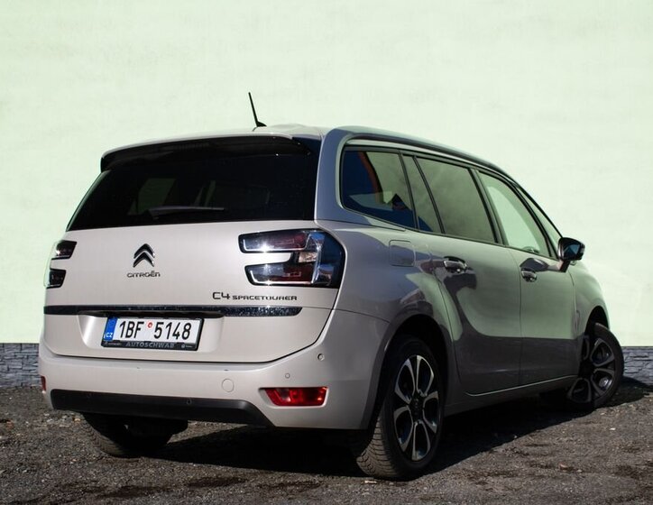 Citroën C4 SpaceTourer MPV 2,0 l 120 kw