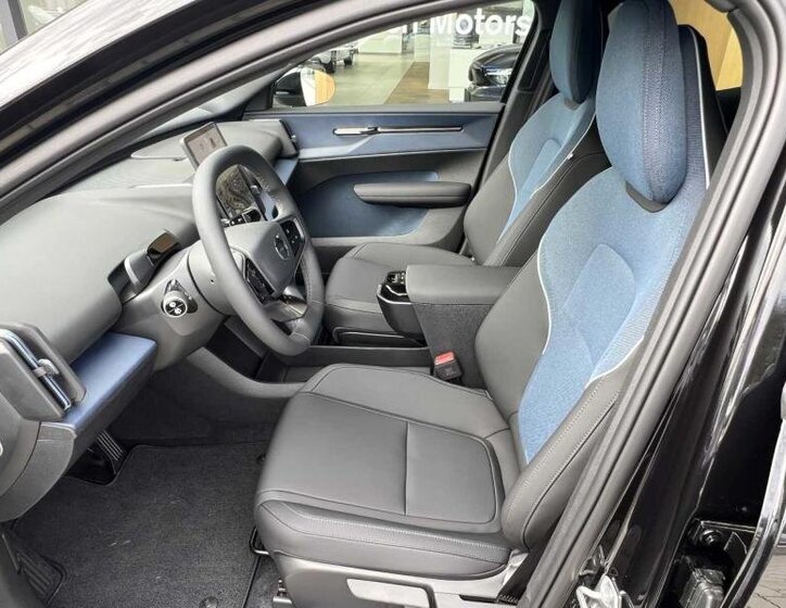 Volvo EX30 SUV 0,0 200 kw