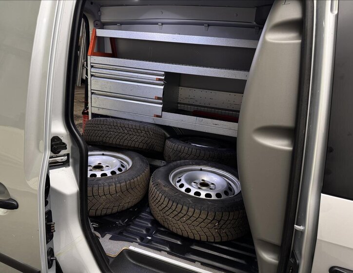 Volkswagen Caddy Ostatní 1,4 l 81 kw