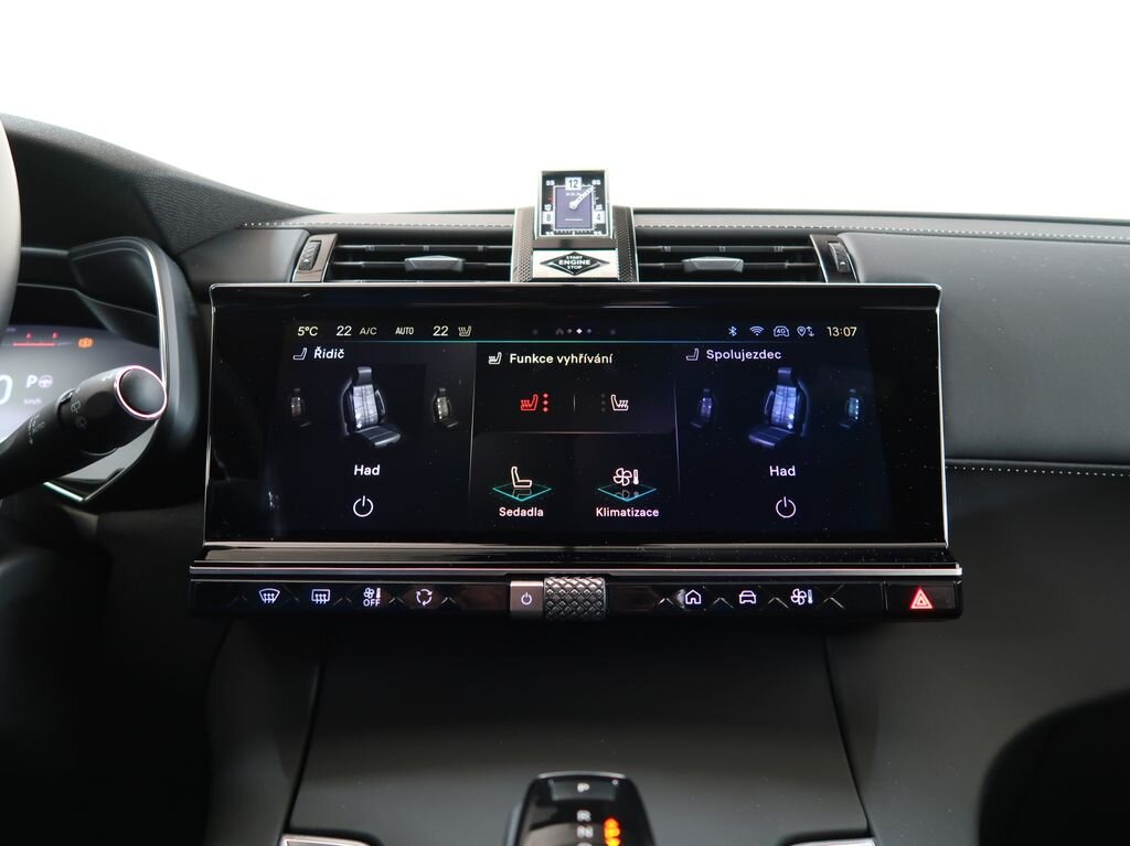 DS Automobiles DS7 Crossback