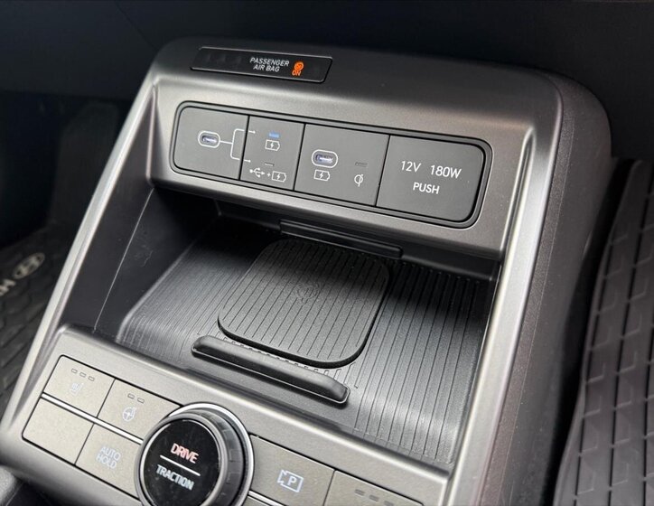 Hyundai Kona SUV / Terénní 1,6 l 101 kw