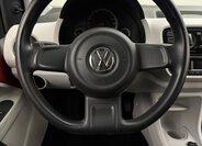 Volkswagen up! 8