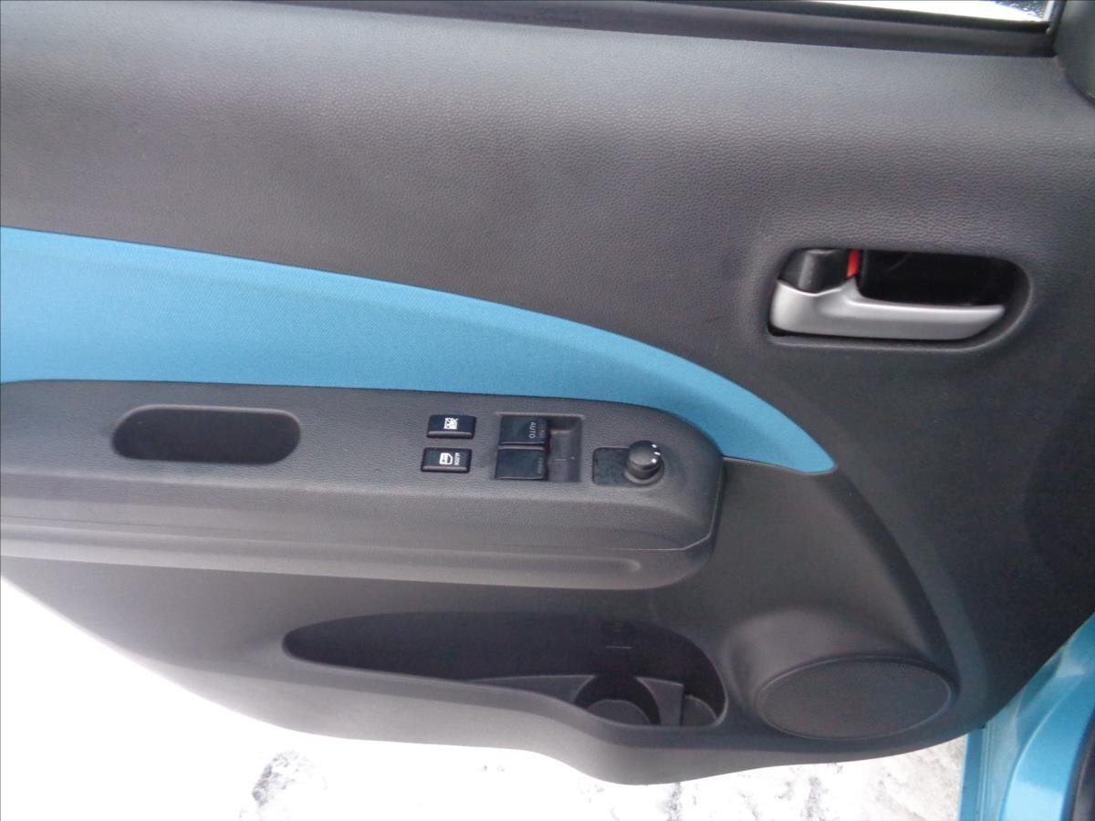 Suzuki Splash Hatchback 1,2 l 63 kw