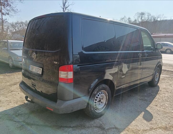 Volkswagen Transporter Skříň 2,0 l 75 kw