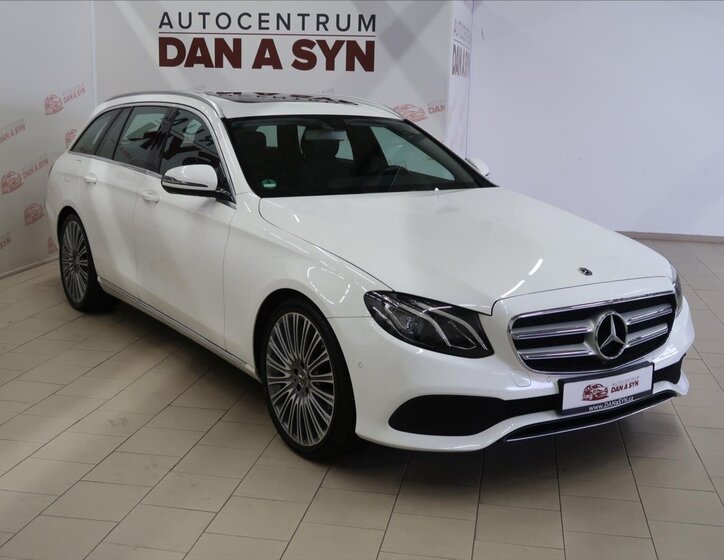 Mercedes-Benz Třídy E Kombi 2,0 l 135 kw