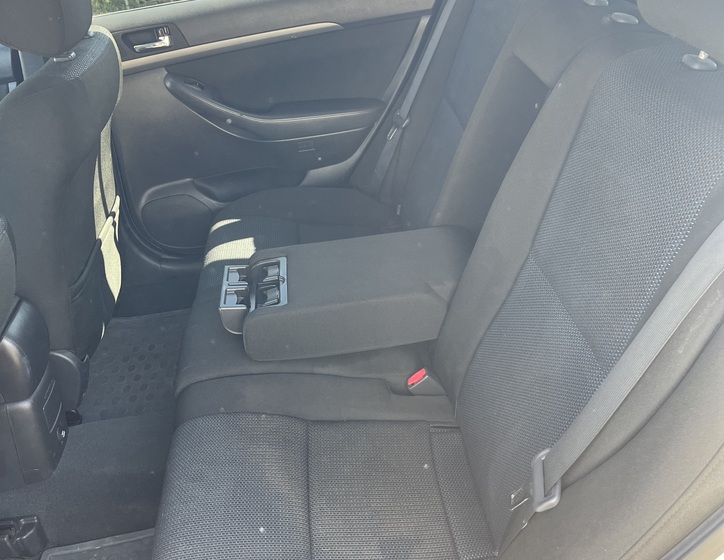 Toyota Avensis 12