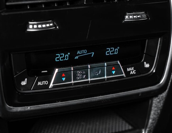 BMW X6 SUV / Terénní 4,4 l 460 kw