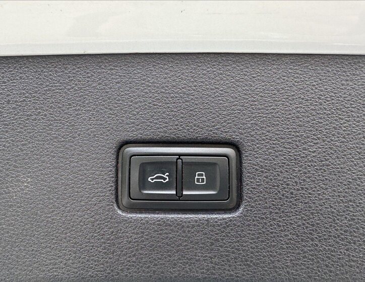 Audi SQ8 SUV / Terénní 4,0 l 320 kw
