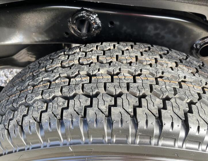 Toyota Land Cruiser 38