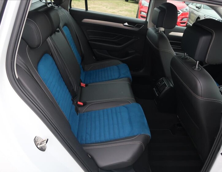 Volkswagen Passat Kombi 2,0 l 110 kw