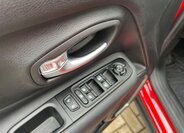 Jeep Renegade SUV / Terénní 1,3 l 132 kw