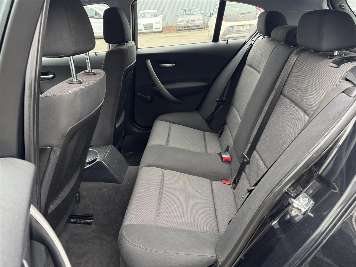 BMW Řada 1 Hatchback 2,0 l 90 kw