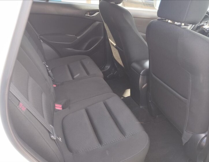 Mazda CX-5 SUV / Terénní 2,0 l 121 kw