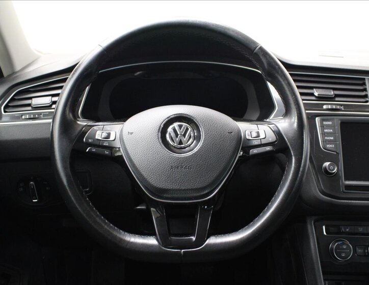 Volkswagen Tiguan SUV / Terénní 2,0 l 110 kw