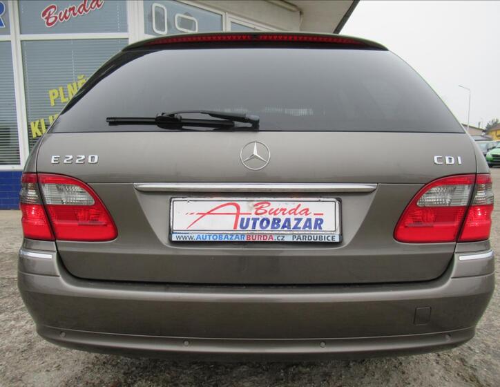 Mercedes-Benz Třídy E 6